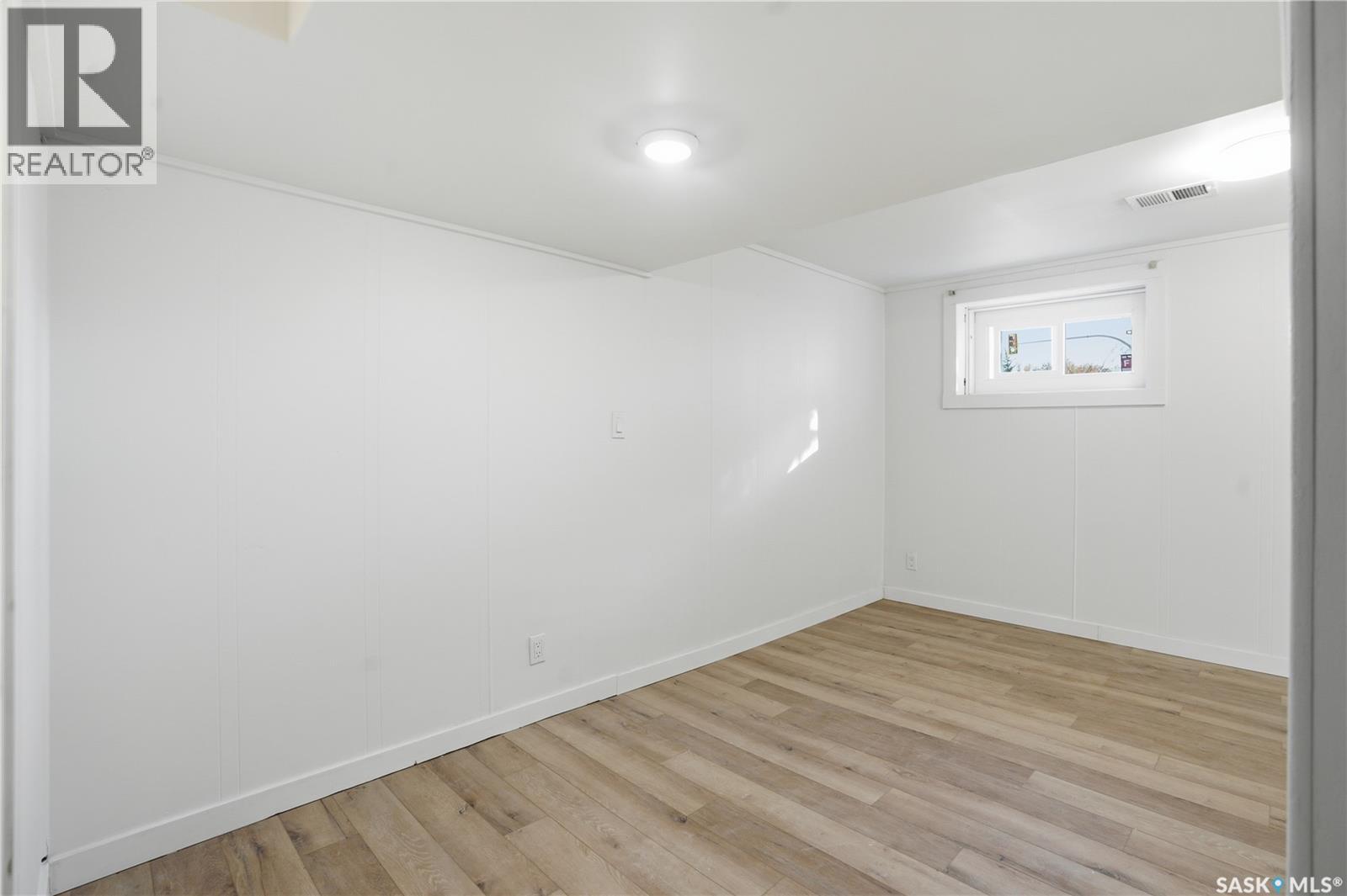 100 32nd Street W, Saskatoon, Saskatchewan  S7L 0S1 - Photo 15 - SK044233