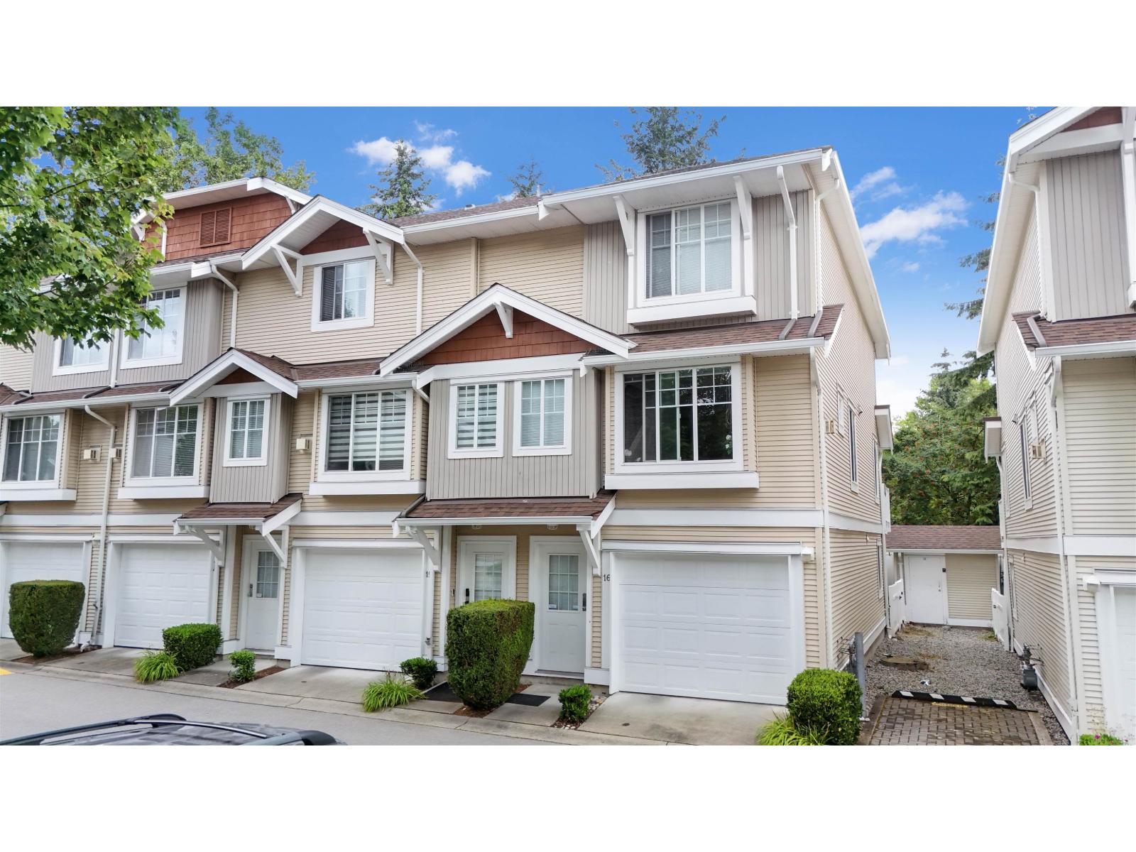 16 12110 75A AVENUE, Surrey, British Columbia