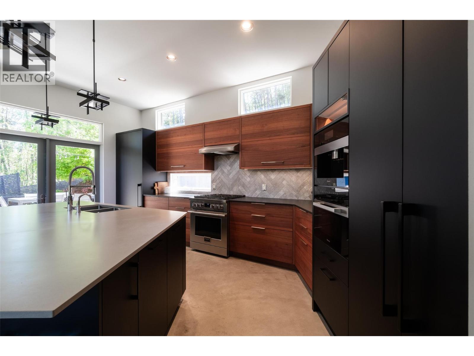 324 Clifton Road, Kelowna, British Columbia  V1V 1A5 - Photo 10 - 10386770