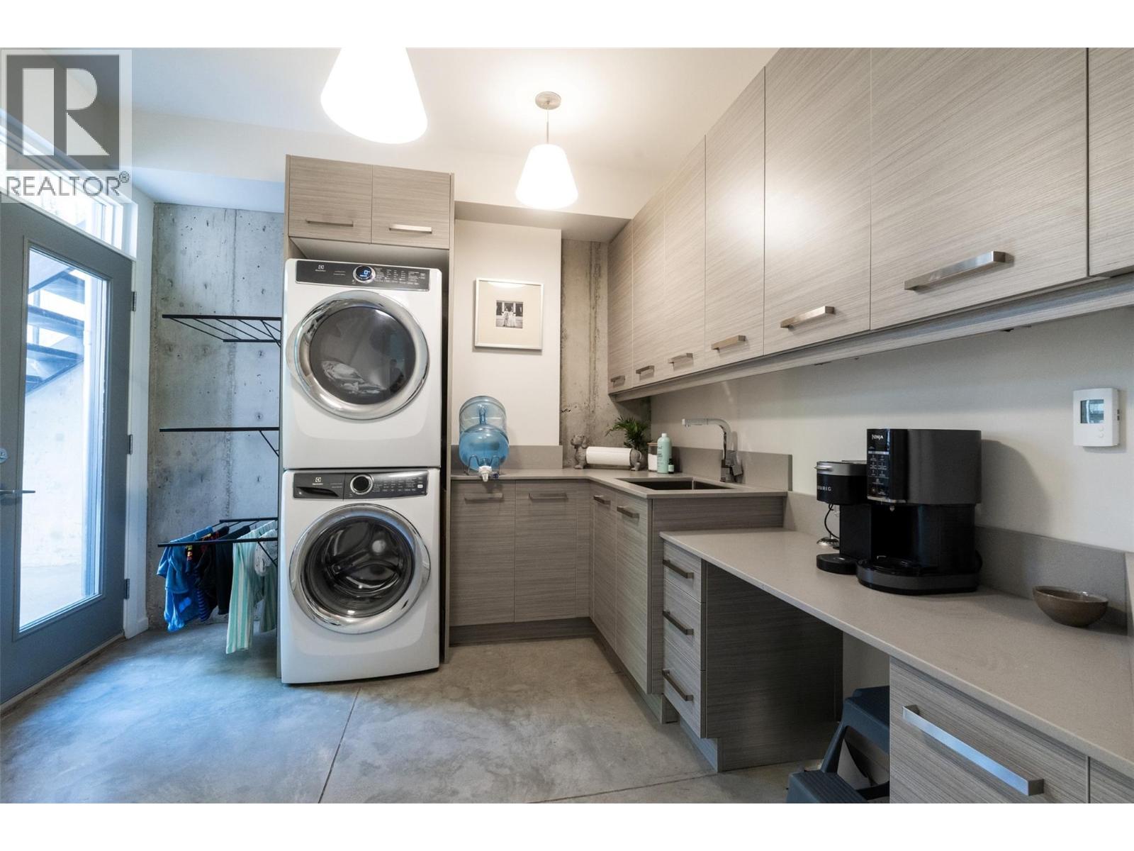 324 Clifton Road, Kelowna, British Columbia  V1V 1A5 - Photo 48 - 10386770