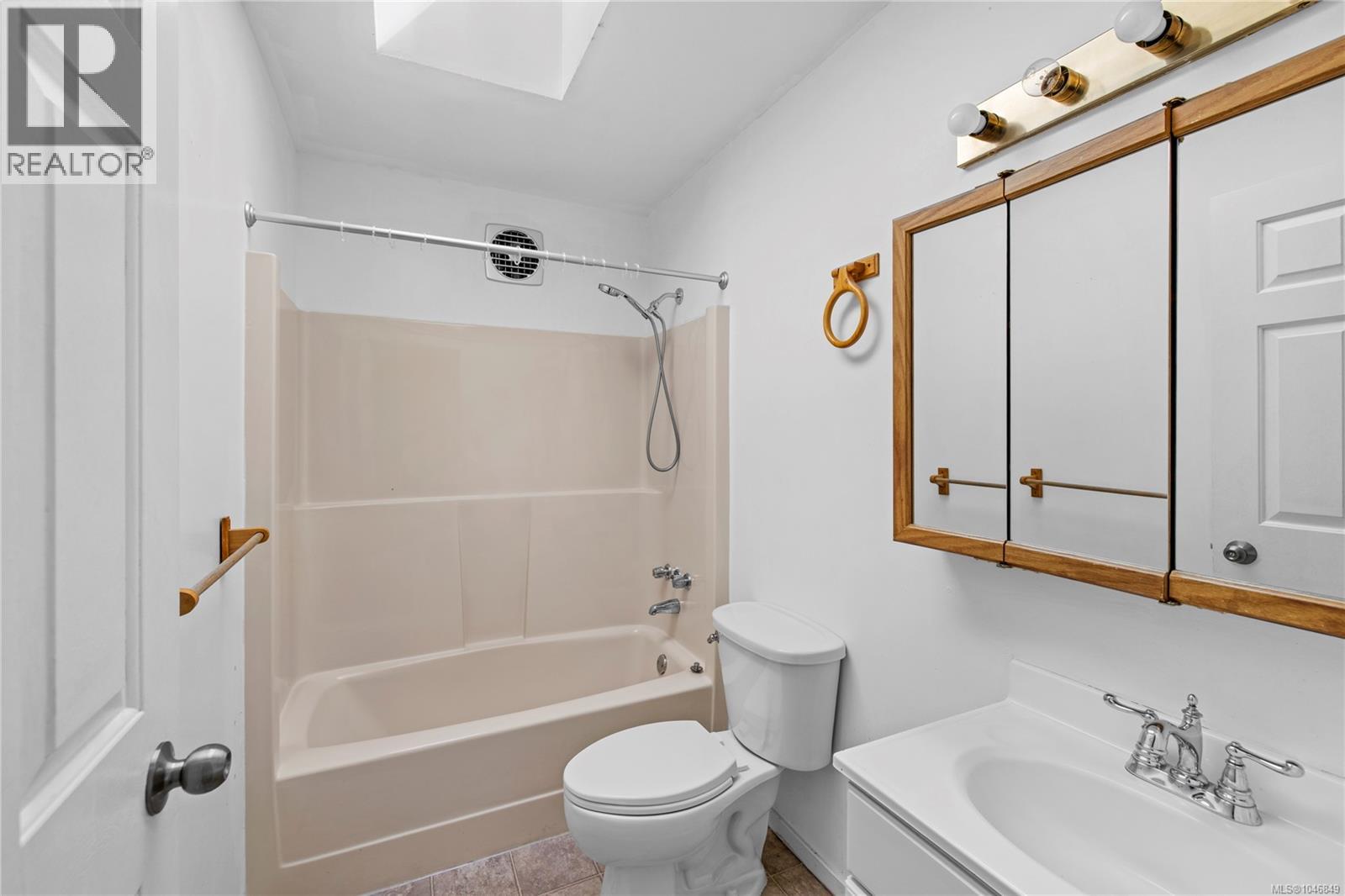 2454 5th St E, Courtenay, British Columbia  V9N 8J2 - Photo 23 - 1046849