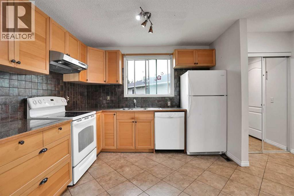 152 Fonda Drive Se, Calgary, Alberta  T2A 6E6 - Photo 12 - A2336918