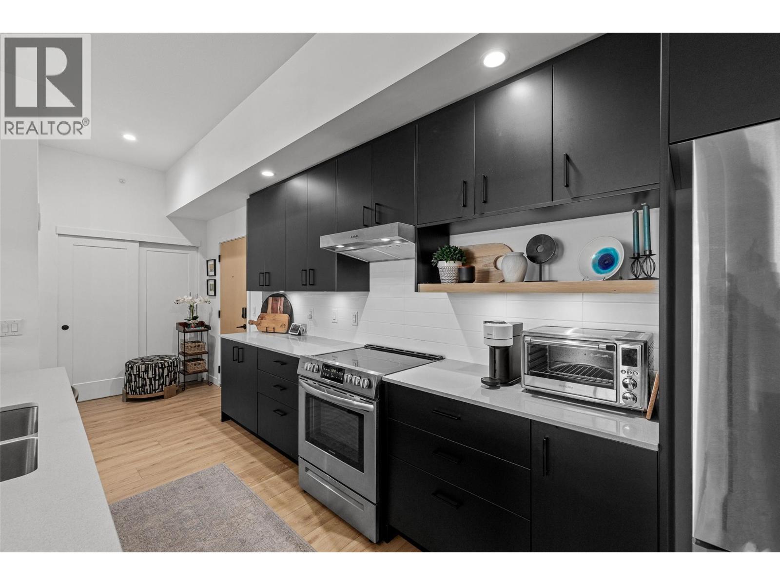 660 Cawston Avenue Unit# 607, Kelowna, British Columbia  V1Y 6Z4 - Photo 6 - 10395587