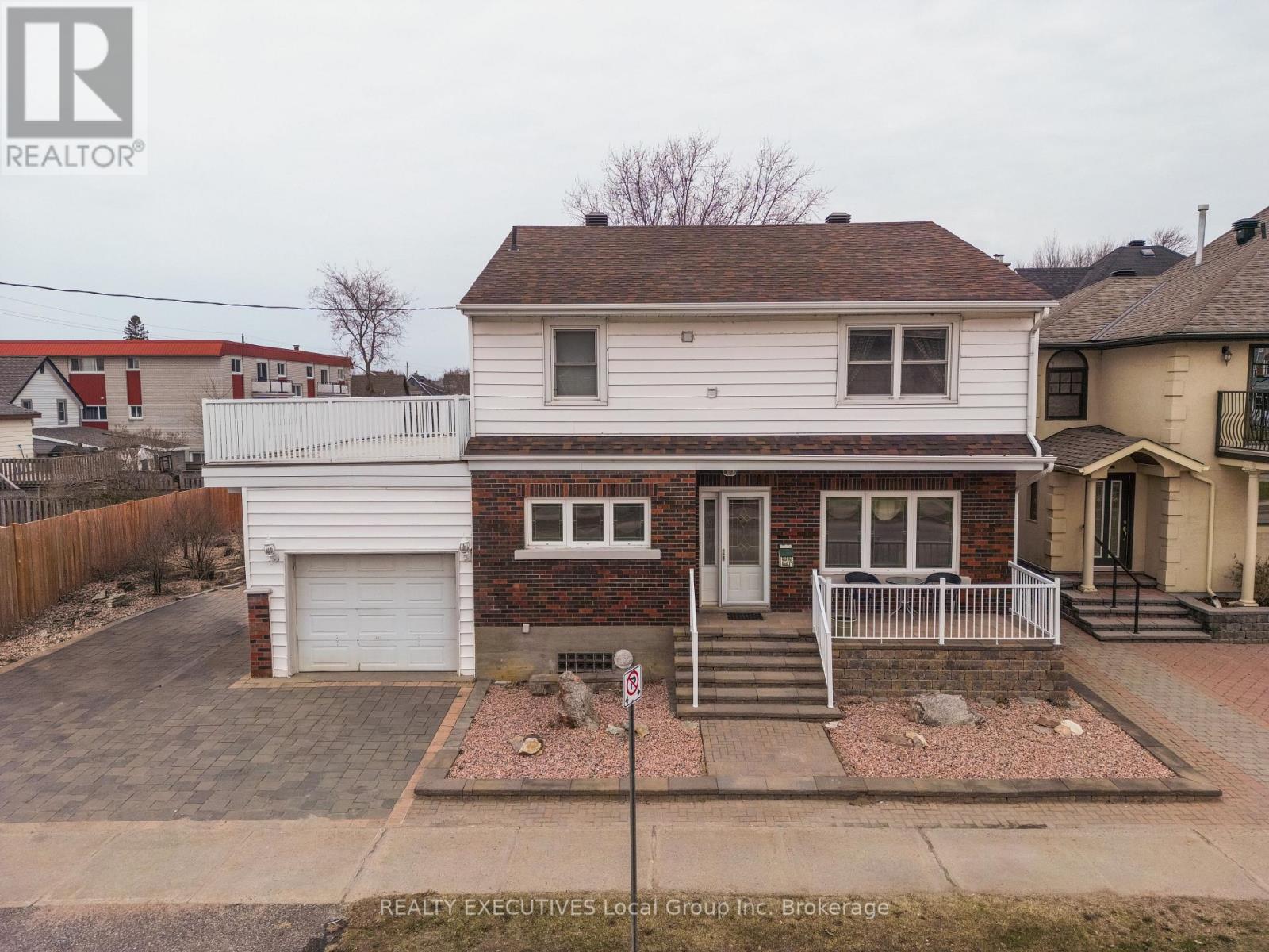 390 MURRAY STREET, North Bay, Ontario