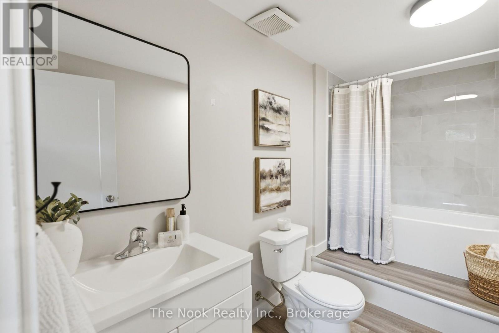98 Durham Street, Oshawa, Ontario  L1J 5P8 - Photo 42 - E13677016