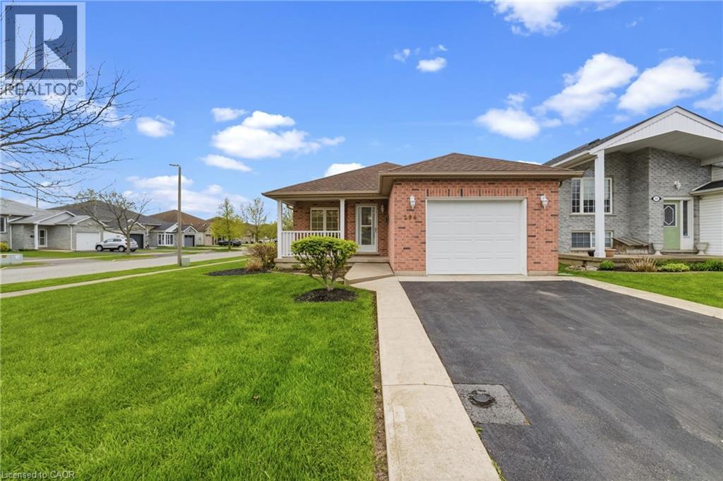 296 Autumn Crescent, Welland, Ontario  L3C 7K1 - Photo 2 - 40855965