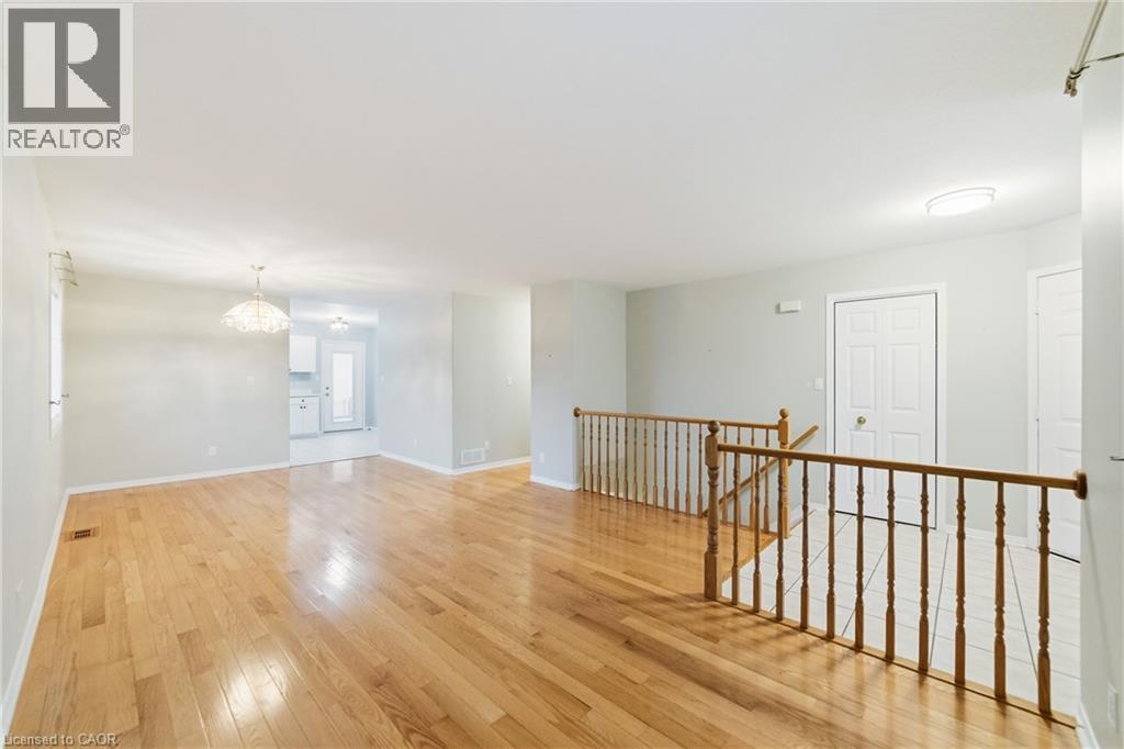 296 Autumn Crescent, Welland, Ontario  L3C 7K1 - Photo 8 - 40855965