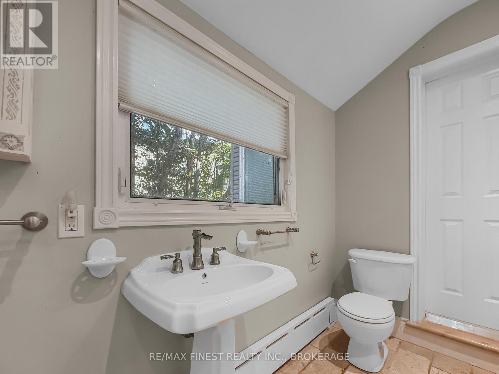 9 Point Crescent, Kingston, Ontario  K7M 3P2 - Photo 24 - X13677136