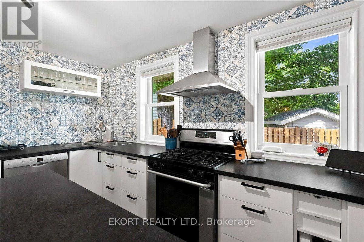 50 Elizabeth Street, Prince Edward County, Ontario  K0K 2T0 - Photo 13 - X13676962