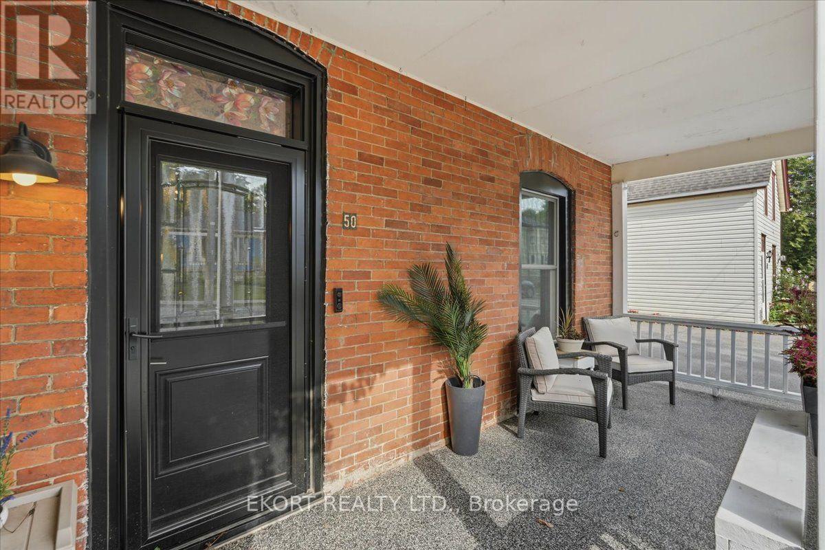 50 Elizabeth Street, Prince Edward County, Ontario  K0K 2T0 - Photo 3 - X13676962