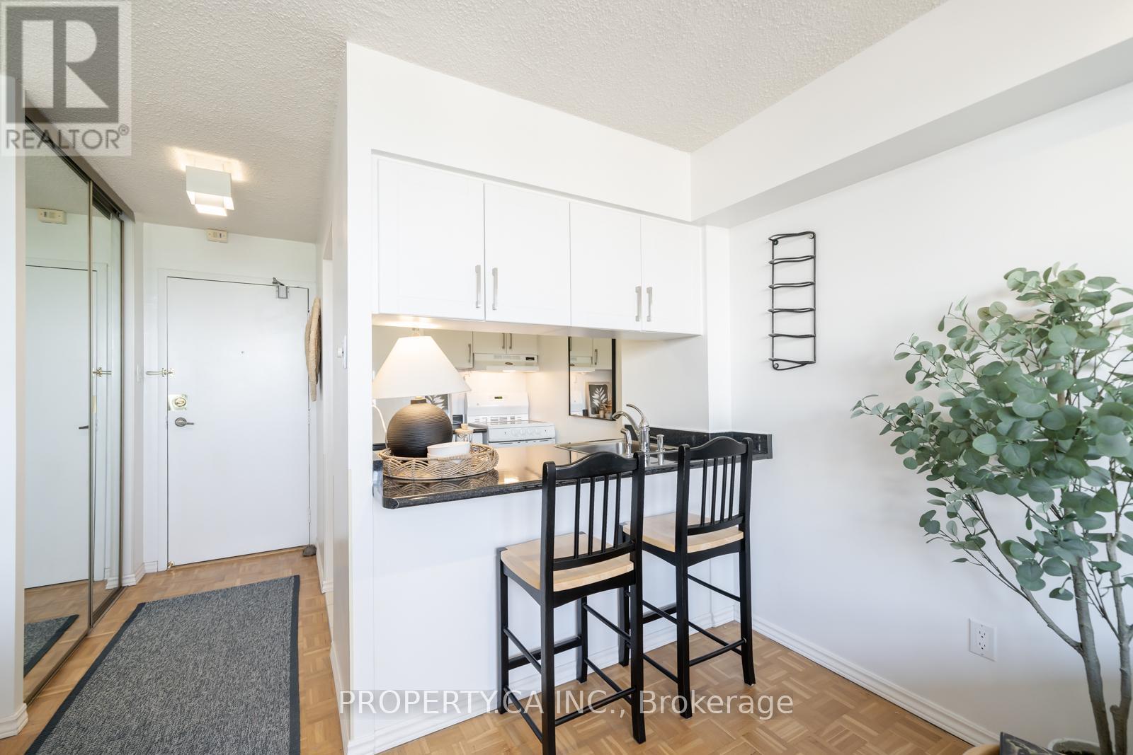 914 - 80 St Patrick Street, Toronto, Ontario  M5T 2X6 - Photo 10 - C13676888