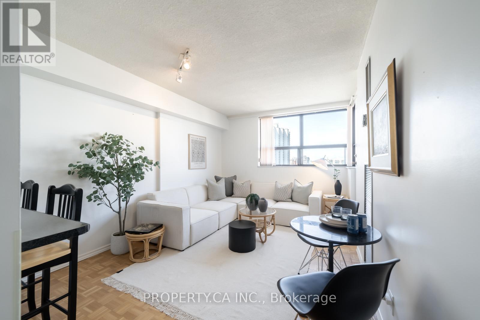 914 - 80 St Patrick Street, Toronto, Ontario  M5T 2X6 - Photo 2 - C13676888