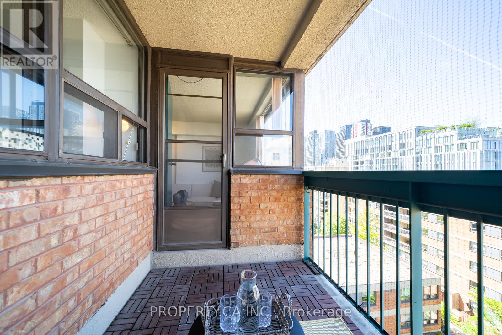914 - 80 St Patrick Street, Toronto, Ontario  M5T 2X6 - Photo 28 - C13676888