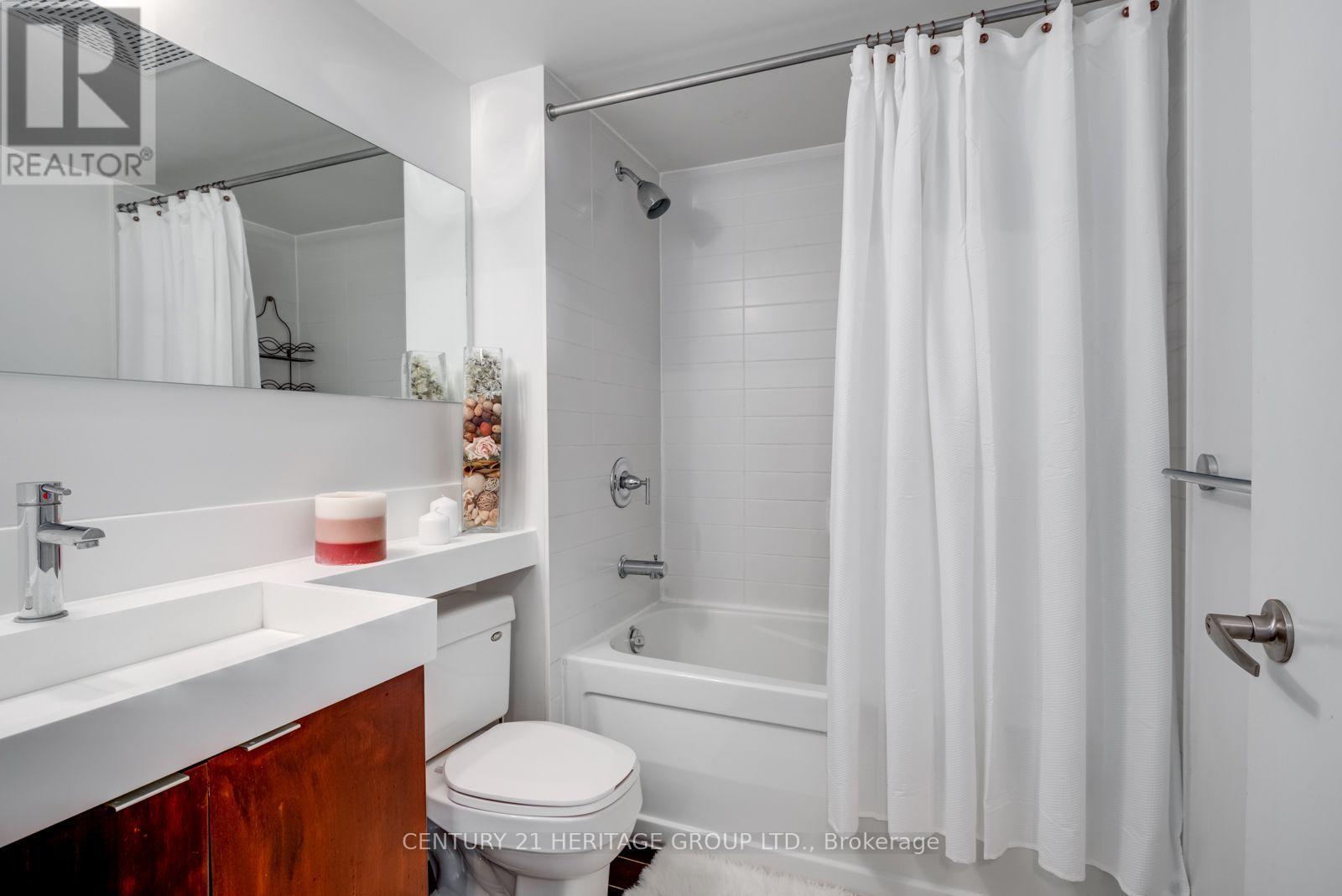 2908 - 25 Telegram Mews, Toronto, Ontario  M5V 3Z1 - Photo 13 - C13676922