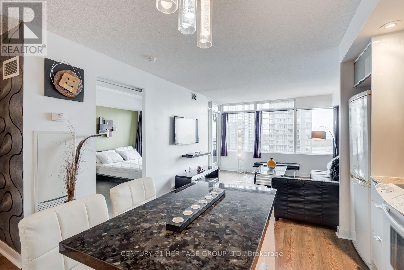 2908 - 25 Telegram Mews, Toronto, Ontario  M5V 3Z1 - Photo 2 - C13676922