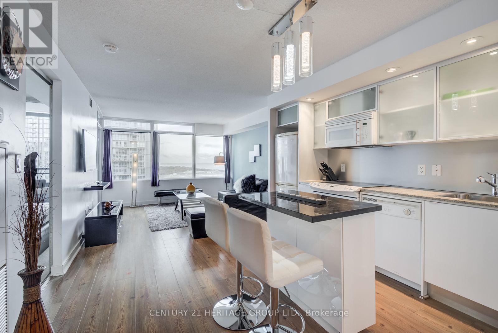 2908 - 25 Telegram Mews, Toronto, Ontario  M5V 3Z1 - Photo 3 - C13676922