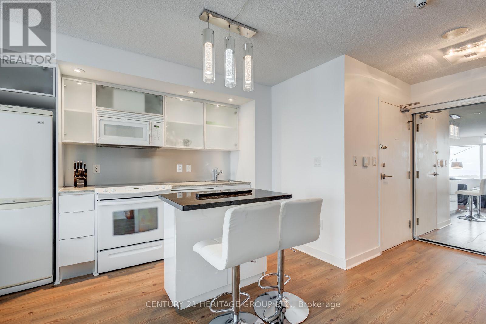 2908 - 25 Telegram Mews, Toronto, Ontario  M5V 3Z1 - Photo 5 - C13676922