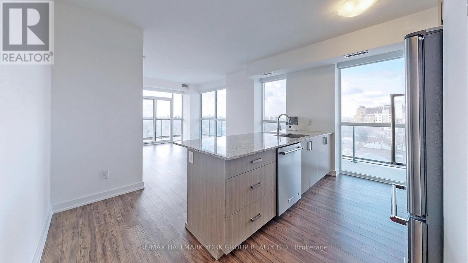 705 - 1603 Eglinton Avenue W, Toronto, Ontario  M6E 0A1 - Photo 10 - C13677010
