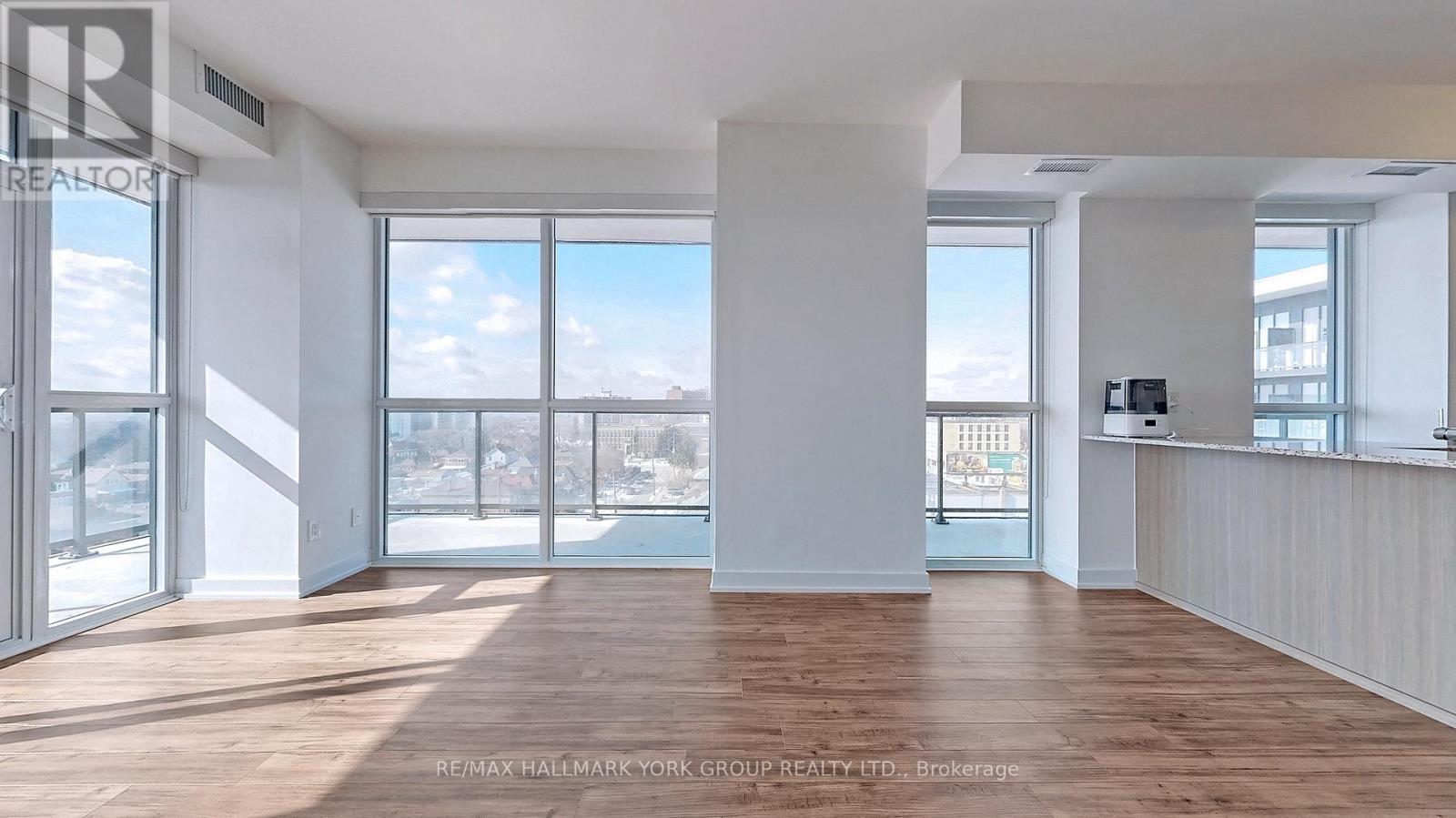 705 - 1603 Eglinton Avenue W, Toronto, Ontario  M6E 0A1 - Photo 11 - C13677010