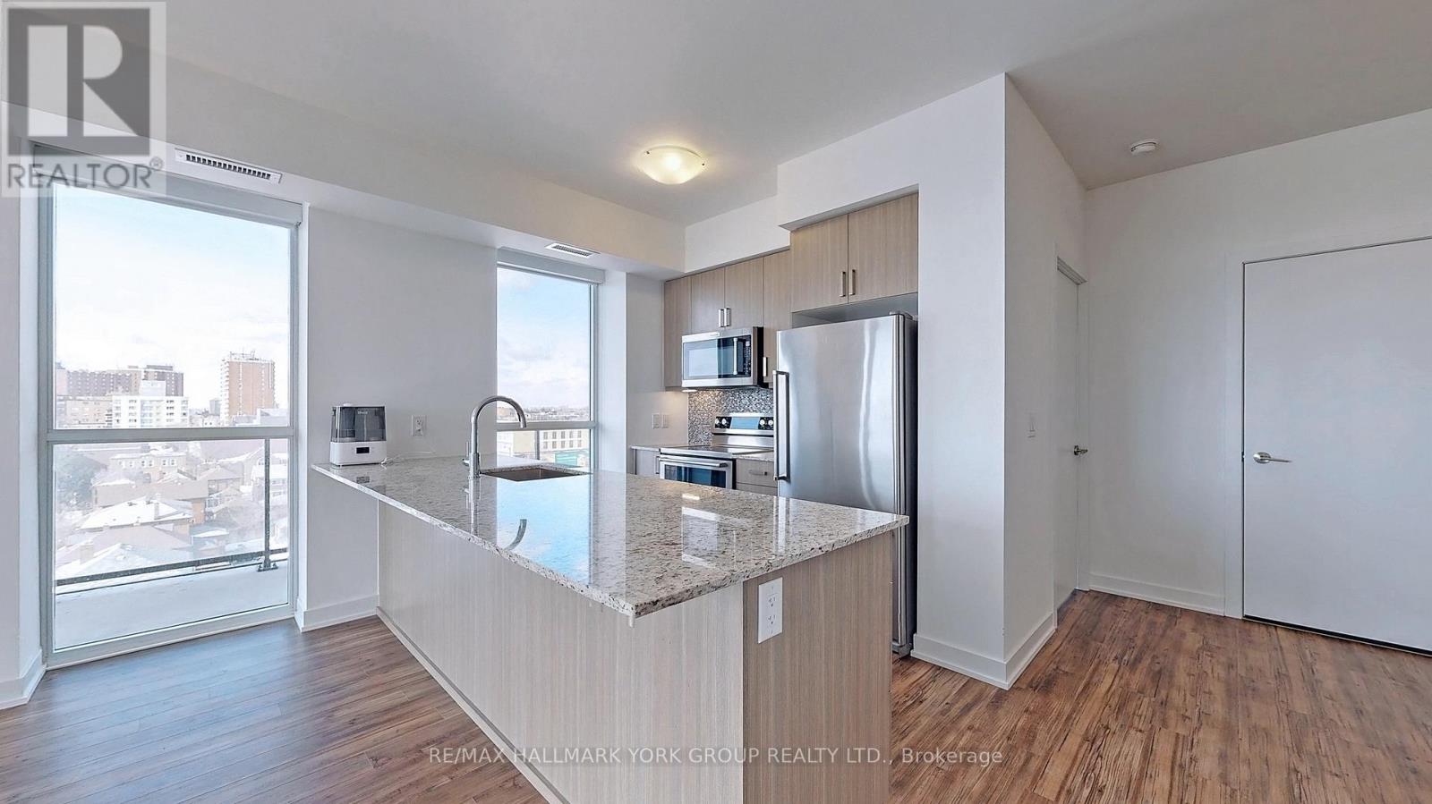 705 - 1603 Eglinton Avenue W, Toronto, Ontario  M6E 0A1 - Photo 4 - C13677010