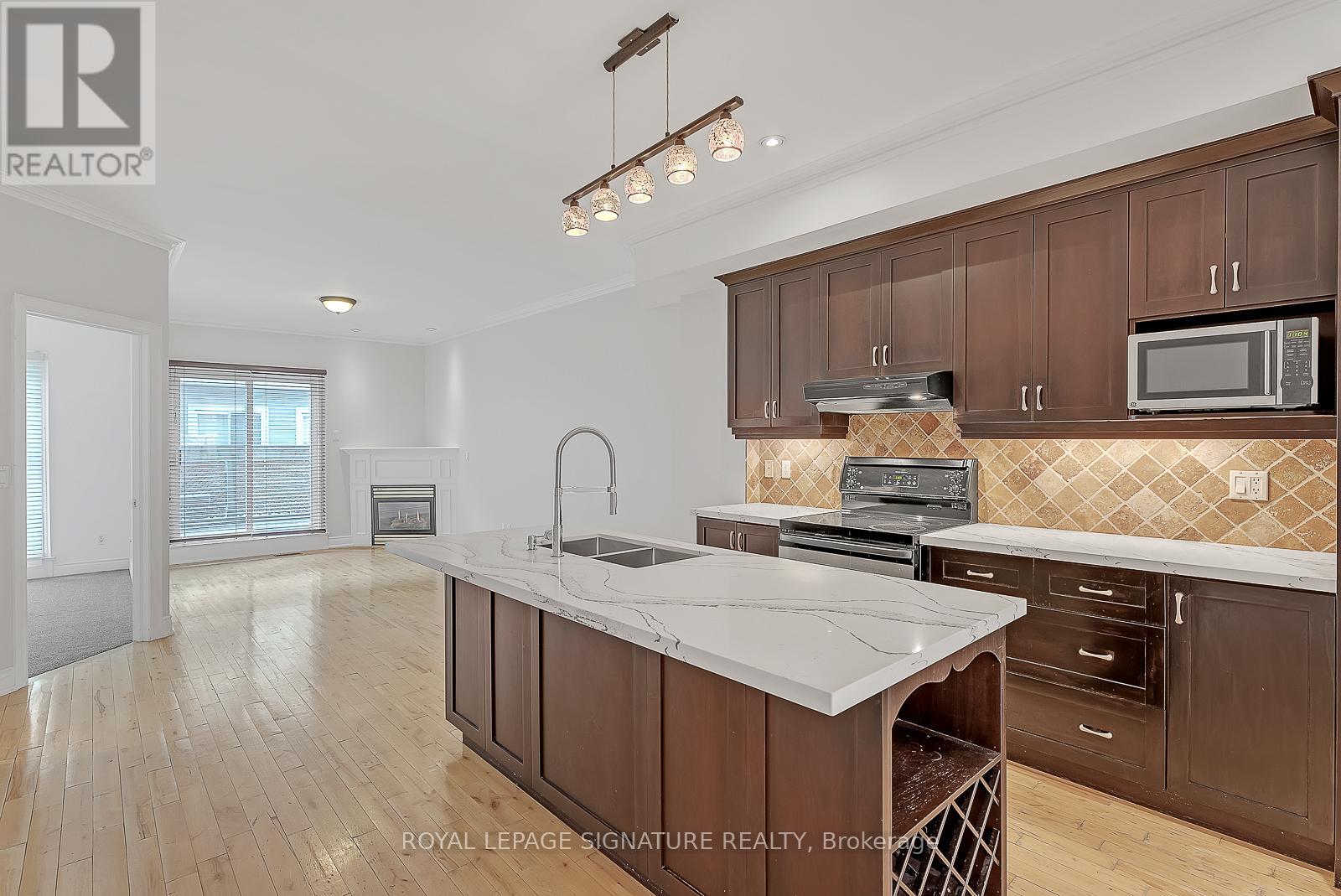 1019a College Street, Toronto, Ontario  M6H 1A8 - Photo 11 - C13677088