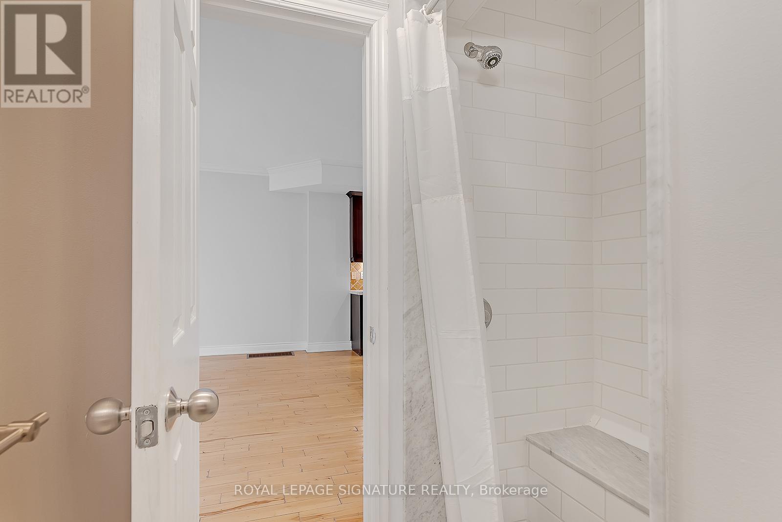1019a College Street, Toronto, Ontario  M6H 1A8 - Photo 26 - C13677088