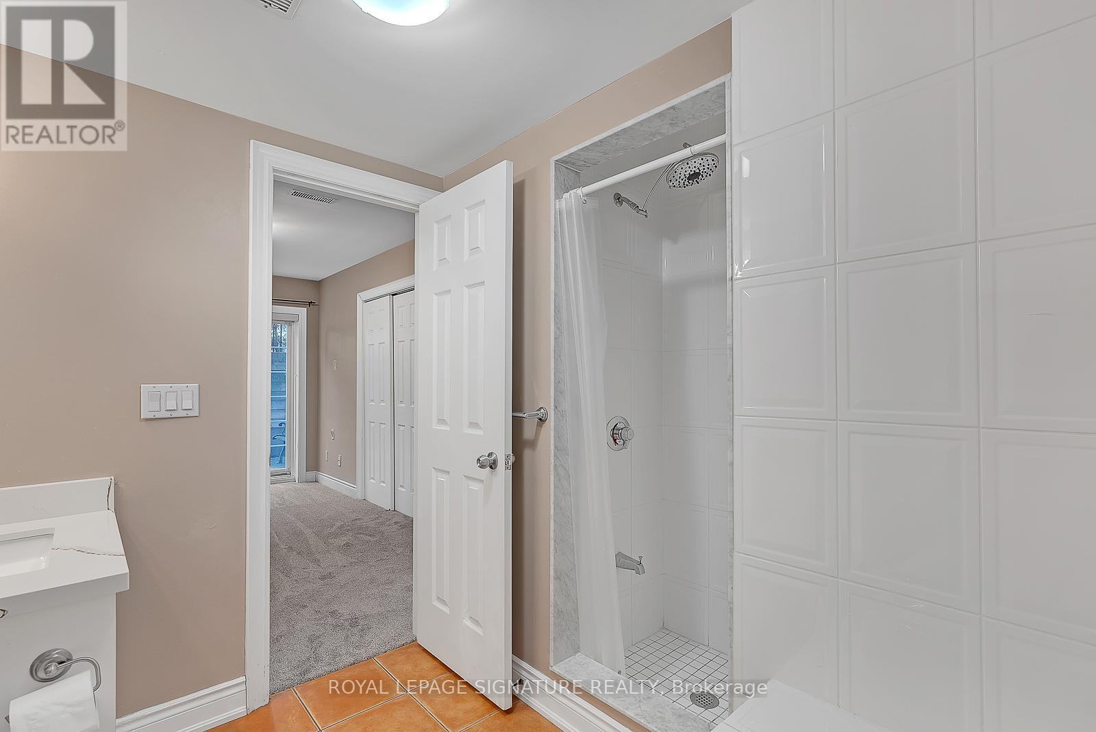 1019a College Street, Toronto, Ontario  M6H 1A8 - Photo 36 - C13677088