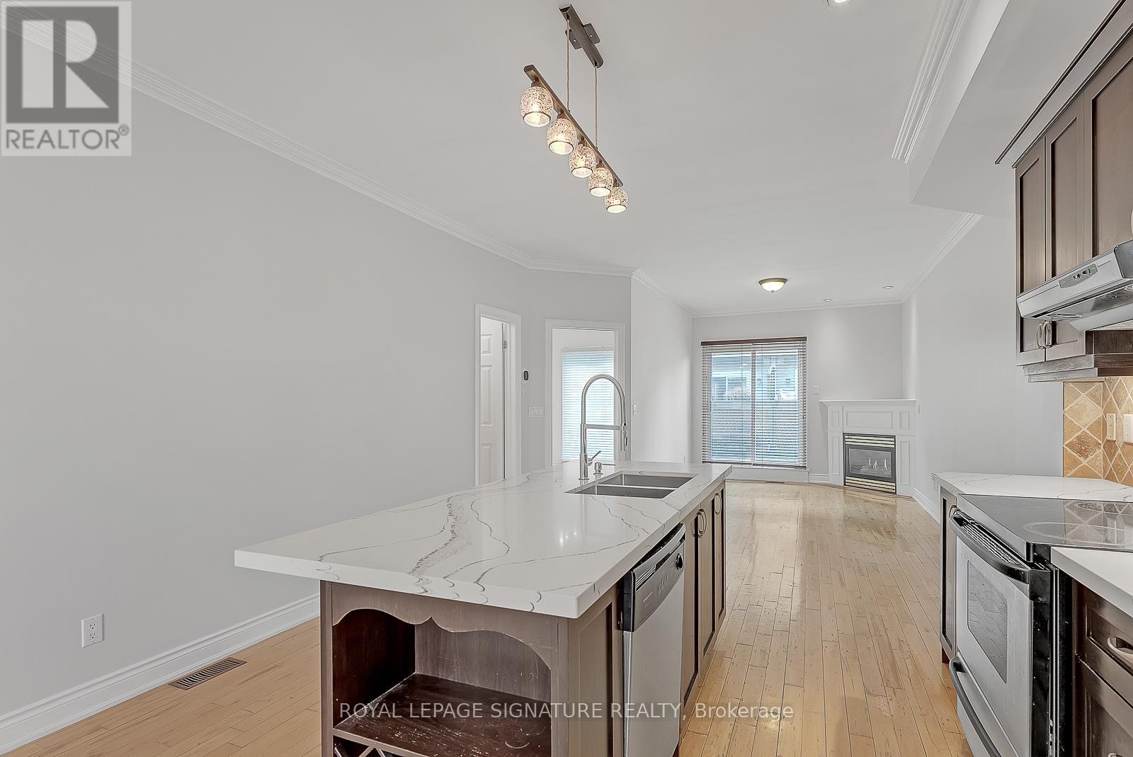 1019a College Street, Toronto, Ontario  M6H 1A8 - Photo 9 - C13677088