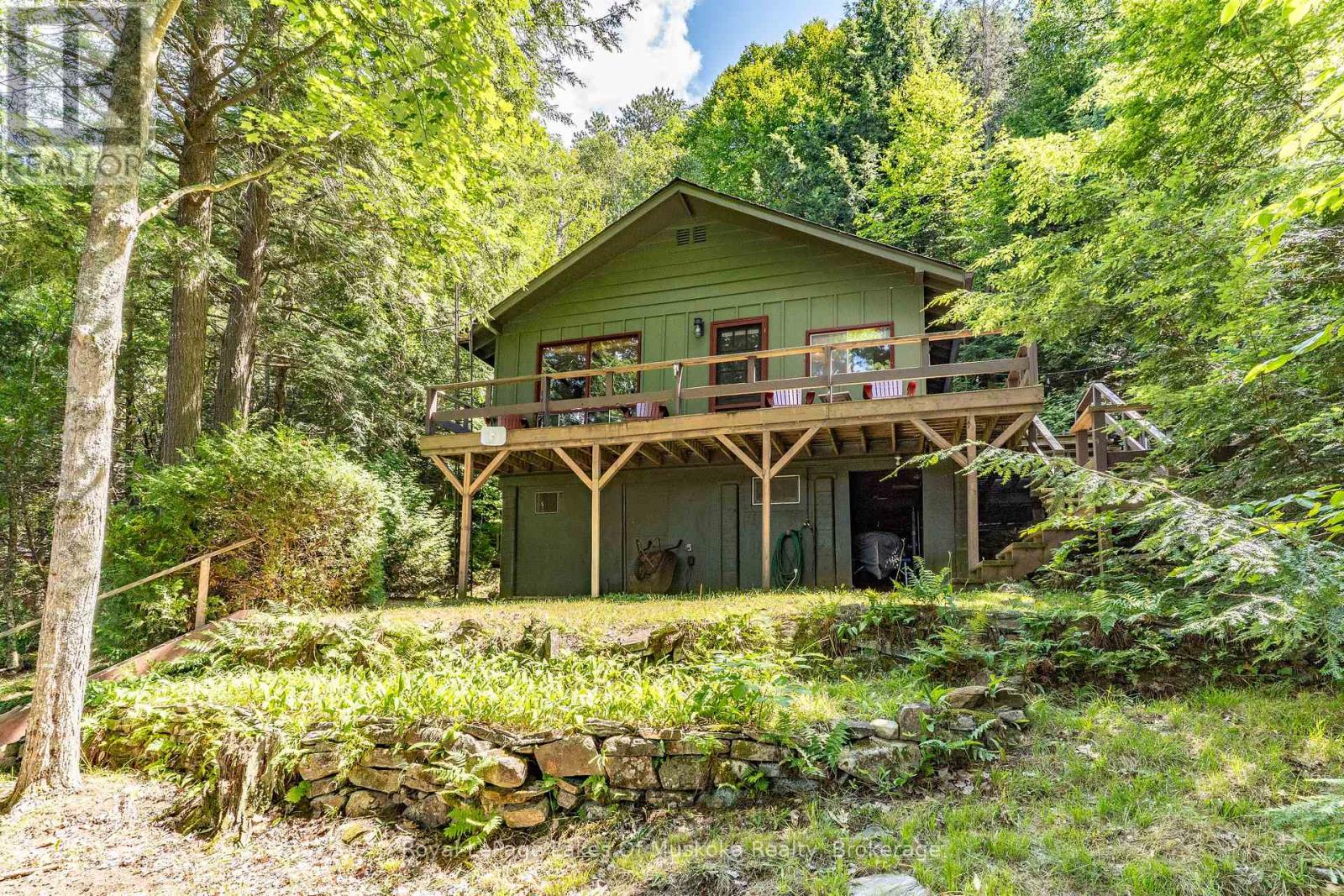 14170 KAWAGAMA LONG ISLAND, algonquin highlands (mcclintock), Ontario