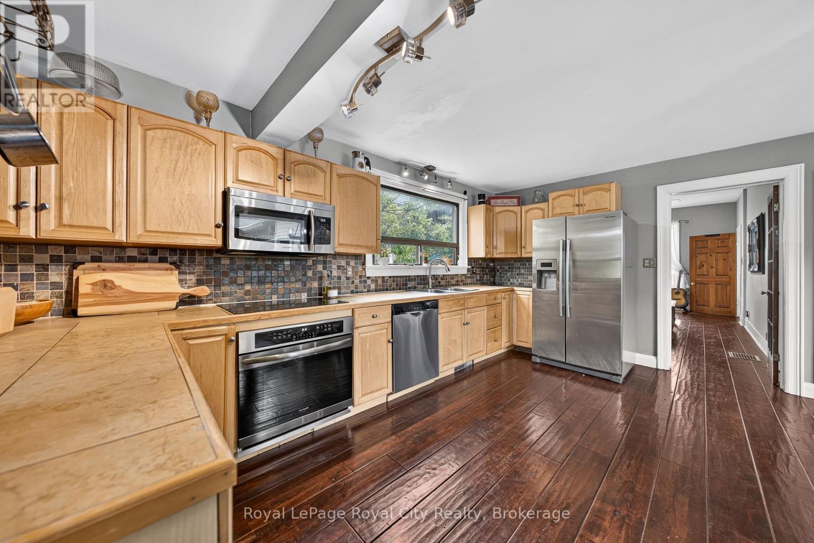 73 Queen Street, Puslinch (Morriston), Ontario  N0B 2C0 - Photo 8 - X13677146