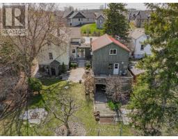 73 QUEEN STREET, Puslinch, Ontario