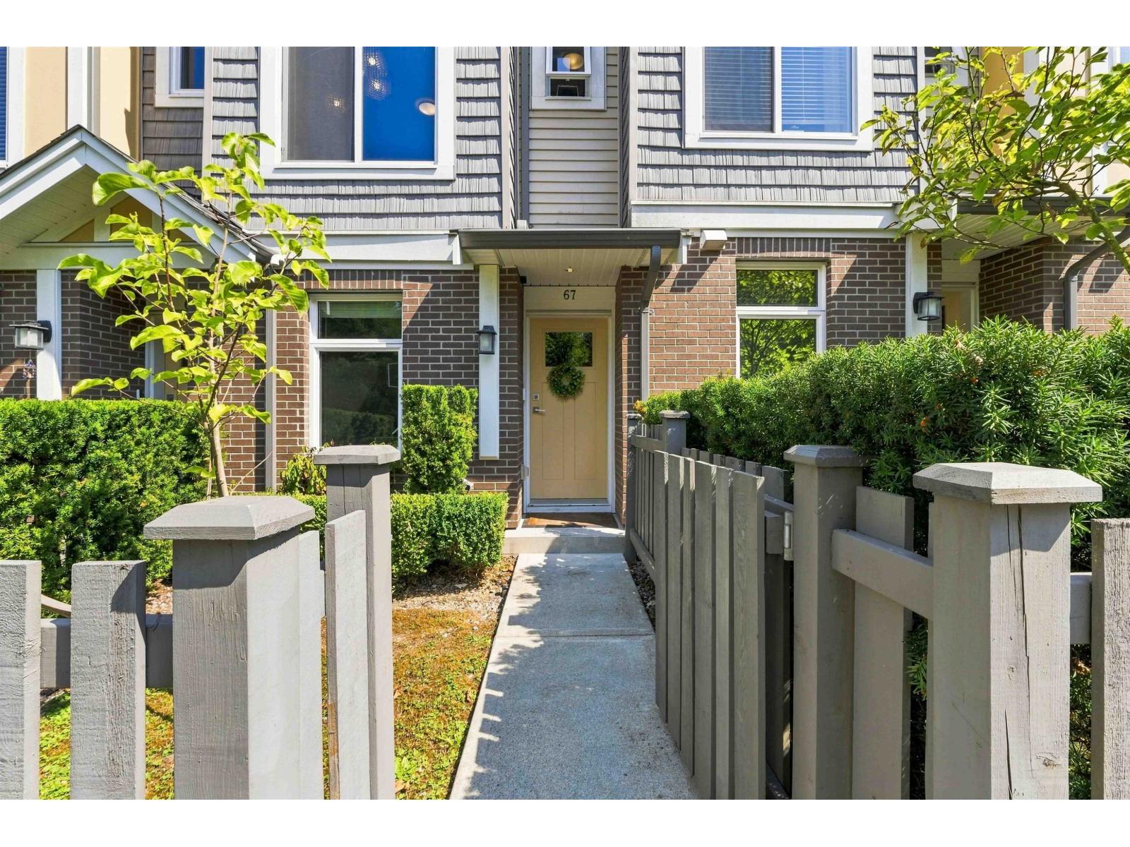 67 9718 161A STREET, Surrey, British Columbia
