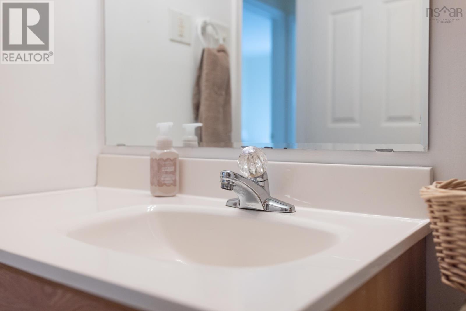 98 Forestside Crescent, Halifax, Nova Scotia  B3M 1M4 - Photo 34 - 202620638
