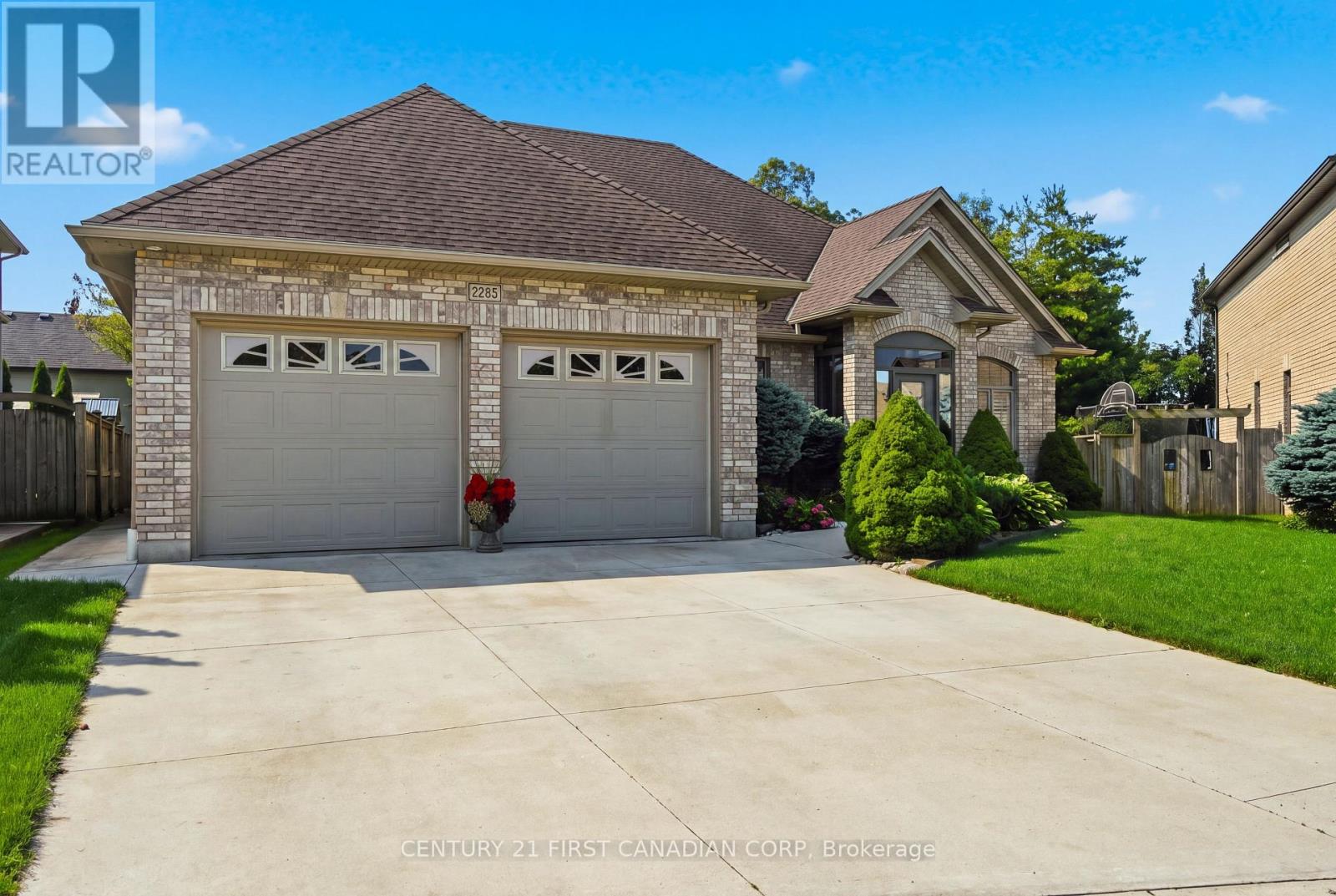 2285 Lilac Avenue, London South, Ontario  N6K 5E1 - Photo 3 - X13676930