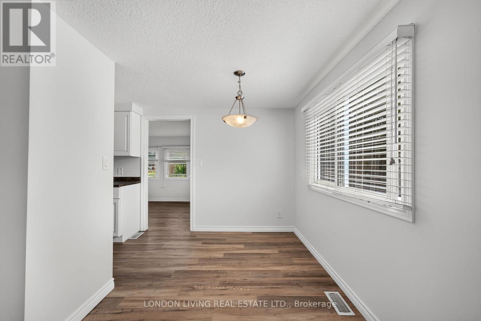 23 Pebble Beach Parkway, South Huron, Ontario N0M 1T0 - Photo 8 - X13677022