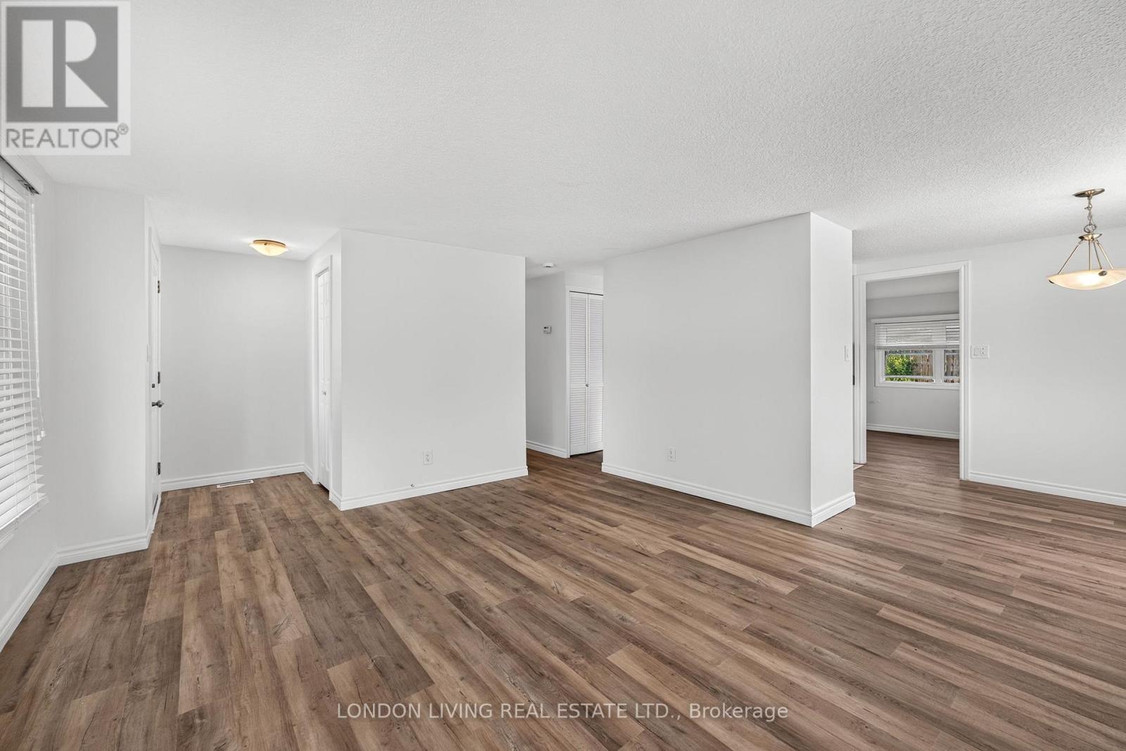 23 Pebble Beach Parkway, South Huron, Ontario N0M 1T0 - Photo 9 - X13677022