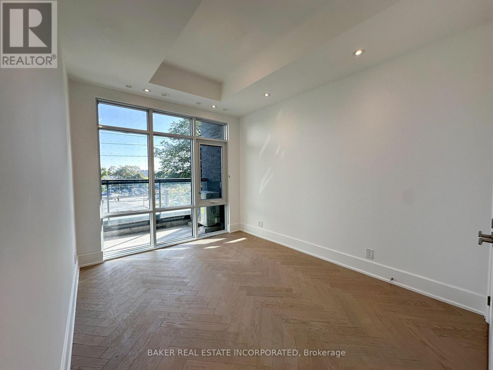 303 - 800 Broadview Avenue, Toronto, Ontario  M4K 2P7 - Photo 13 - E13677042