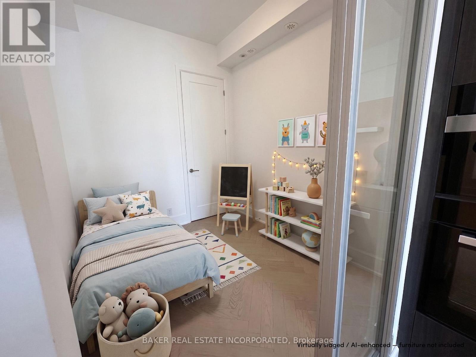 303 - 800 Broadview Avenue, Toronto, Ontario  M4K 2P7 - Photo 6 - E13677042