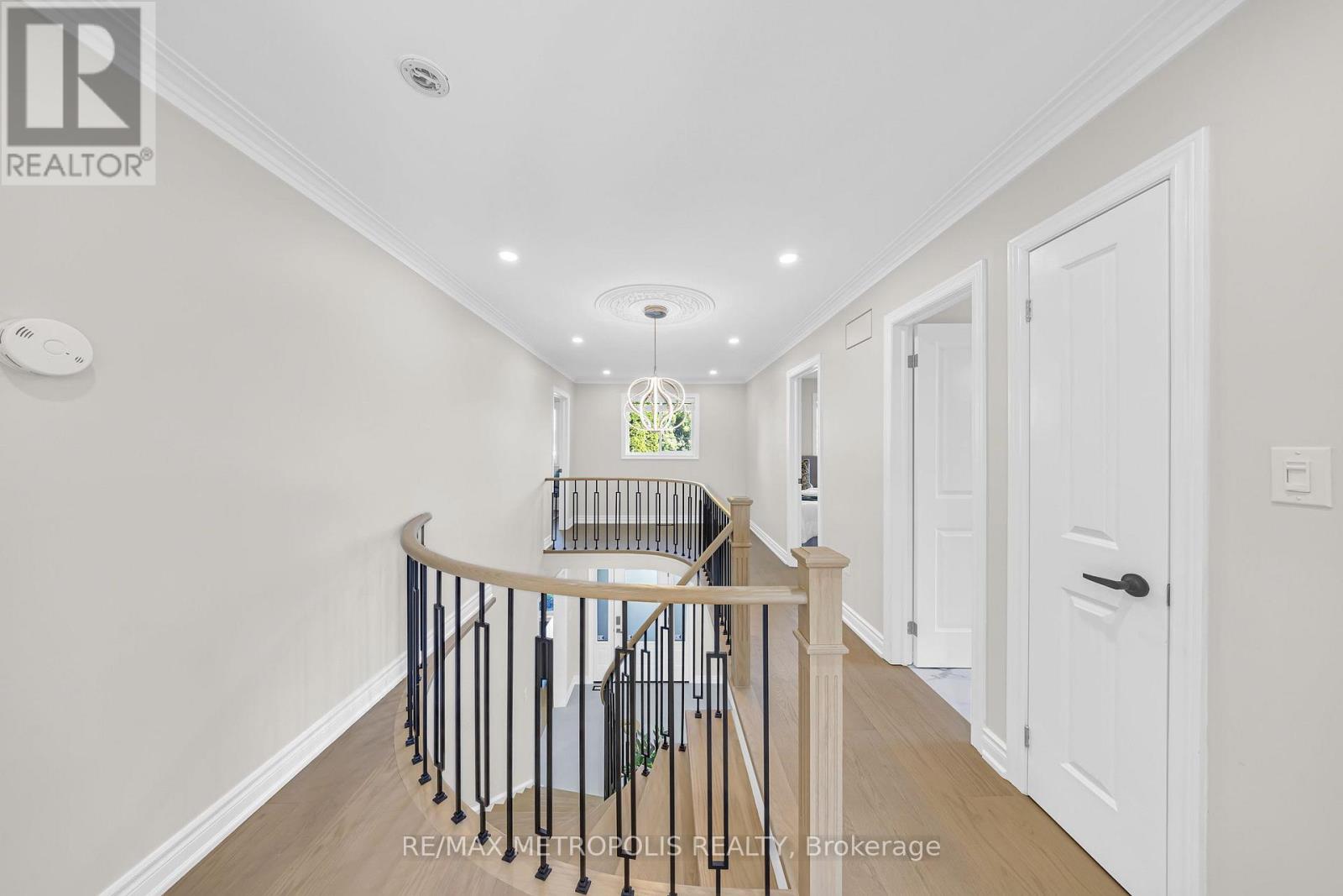 296 Thornton Road N, Oshawa, Ontario  L1J 6T7 - Photo 27 - E13677078