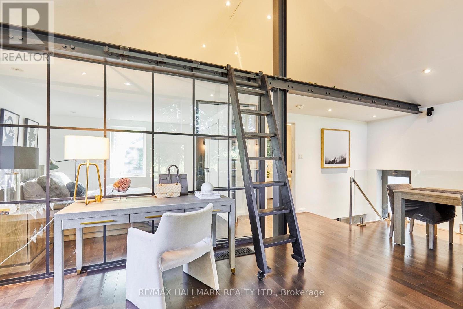 72 Sunnypoint Crescent, Toronto, Ontario  M1M 1B9 - Photo 16 - E13677144