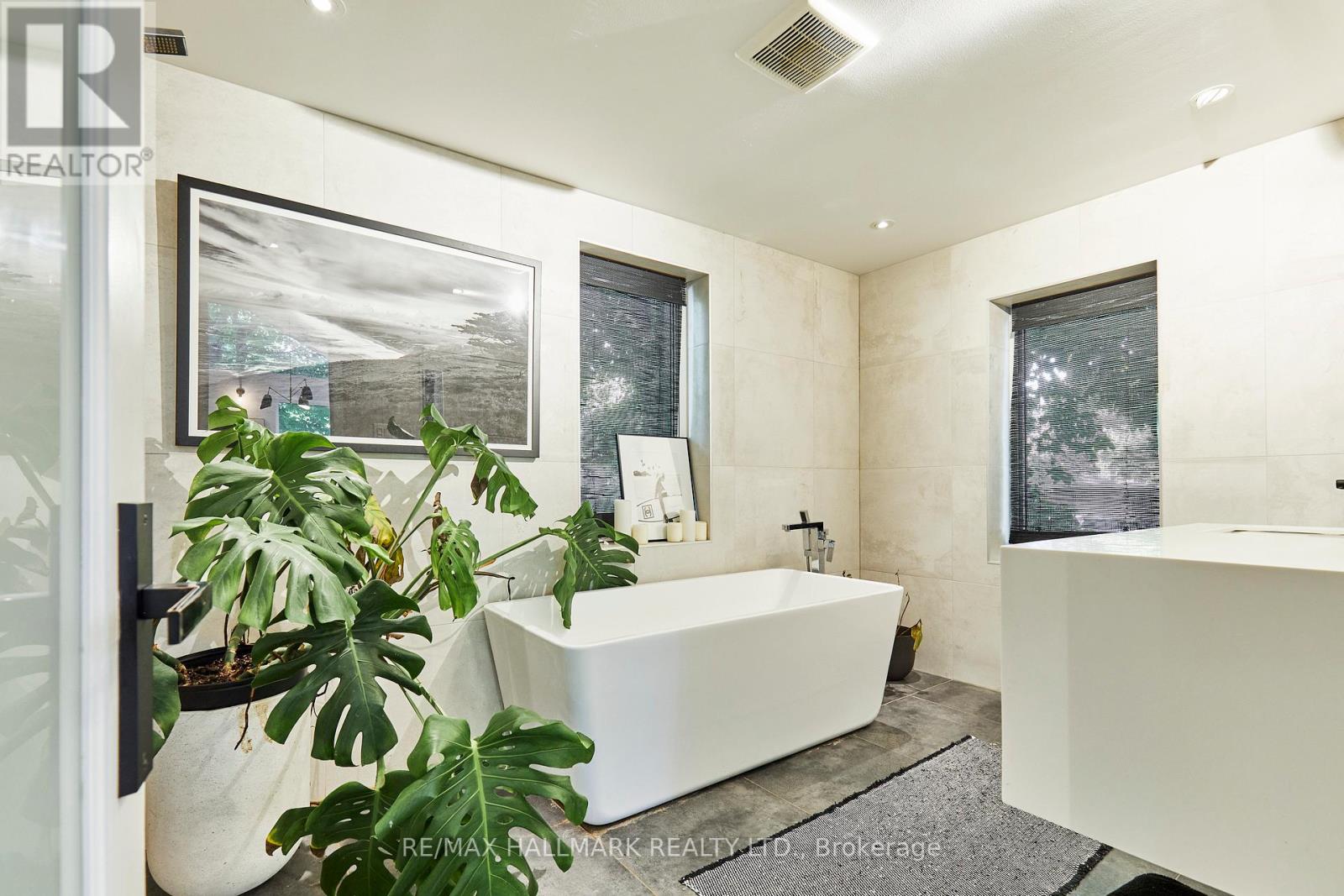 72 Sunnypoint Crescent, Toronto, Ontario  M1M 1B9 - Photo 25 - E13677144