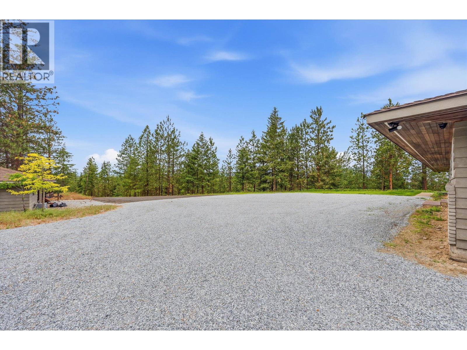 4235 Todd Road, Kelowna, British Columbia  V1W 4B8 - Photo 31 - 10389150