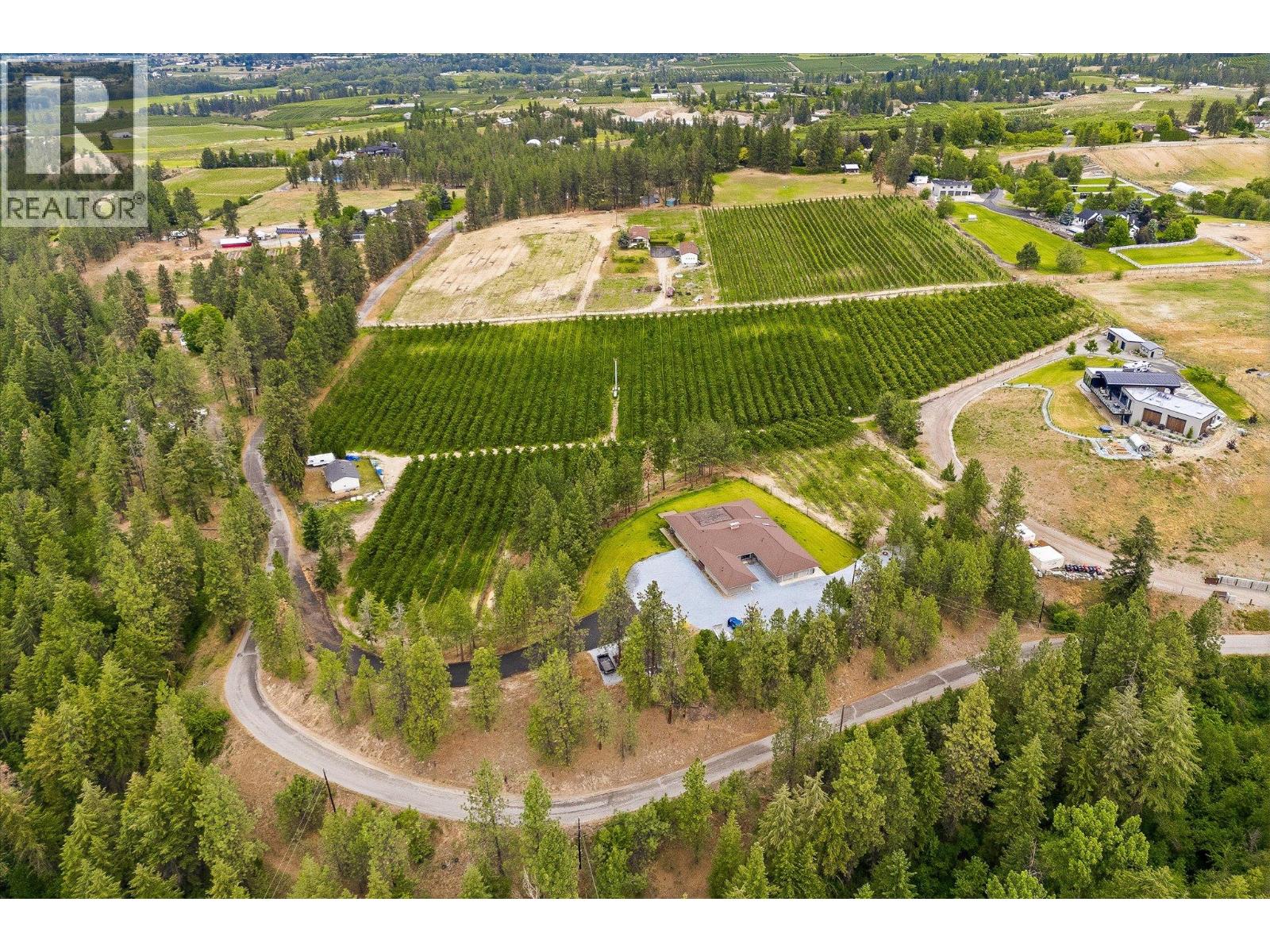 4235 Todd Road, Kelowna, British Columbia  V1W 4B8 - Photo 6 - 10389150