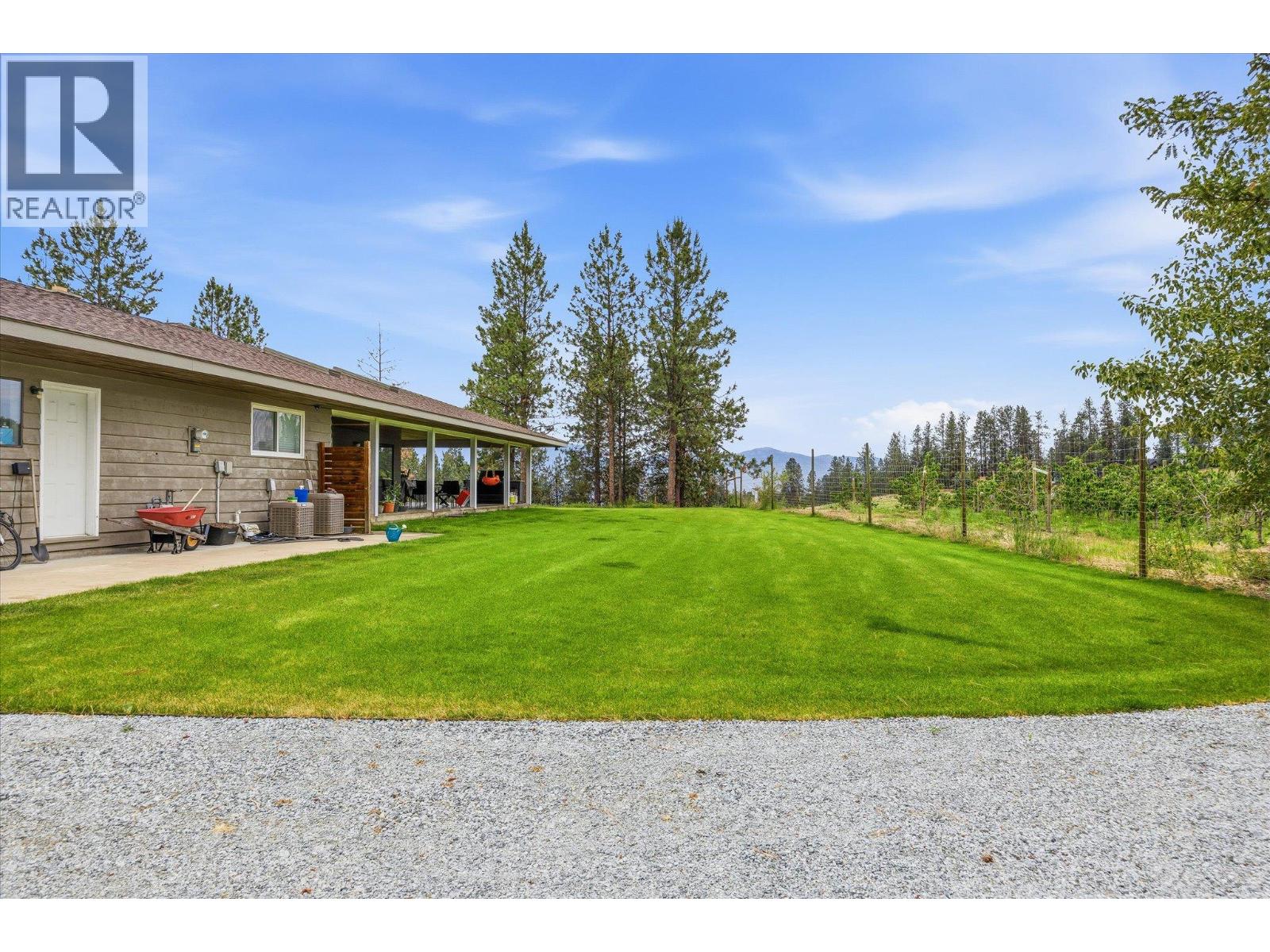 4235 Todd Road, Kelowna, British Columbia  V1W 4B8 - Photo 27 - 10389150