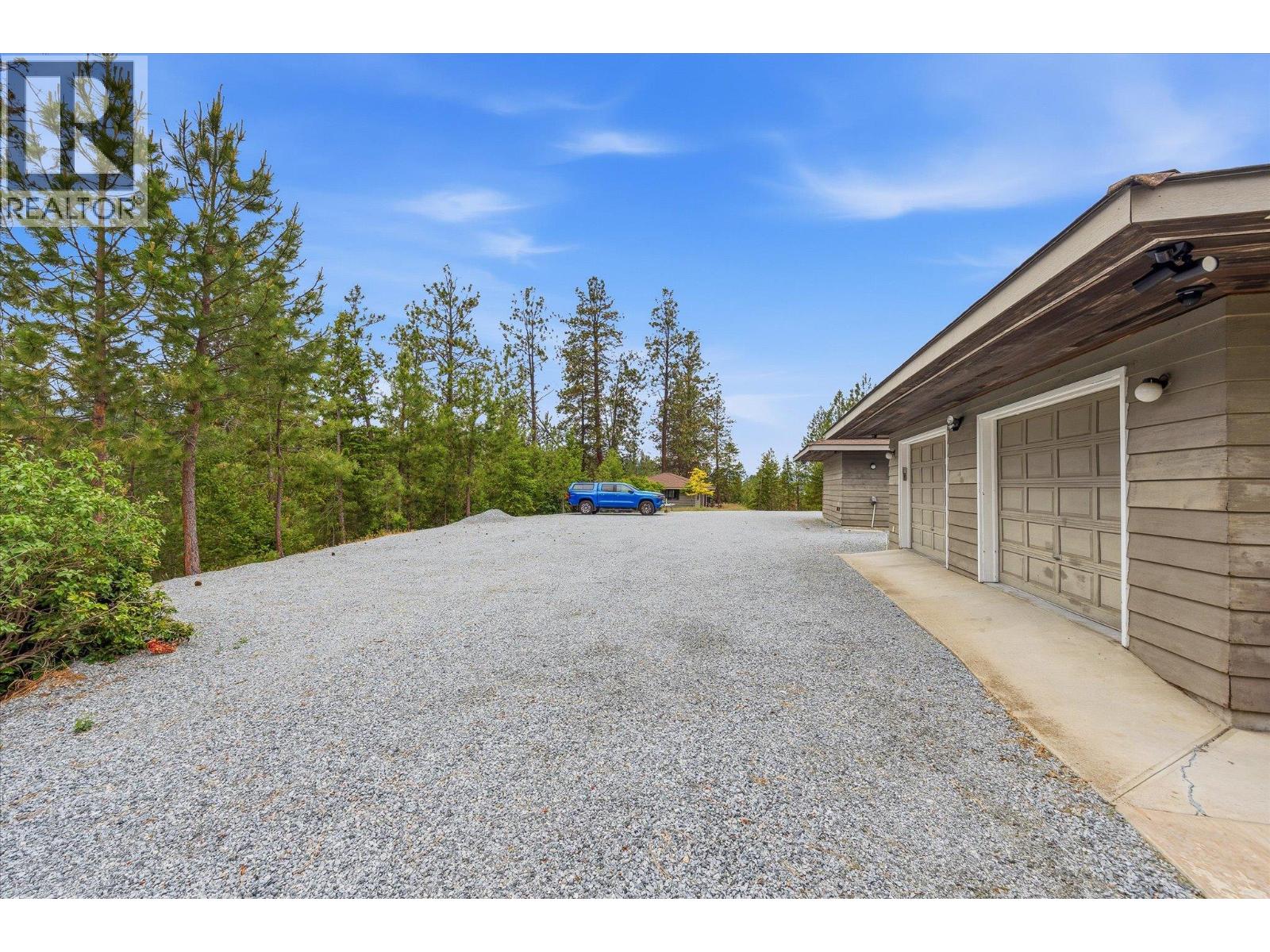 4235 Todd Road, Kelowna, British Columbia  V1W 4B8 - Photo 30 - 10389150