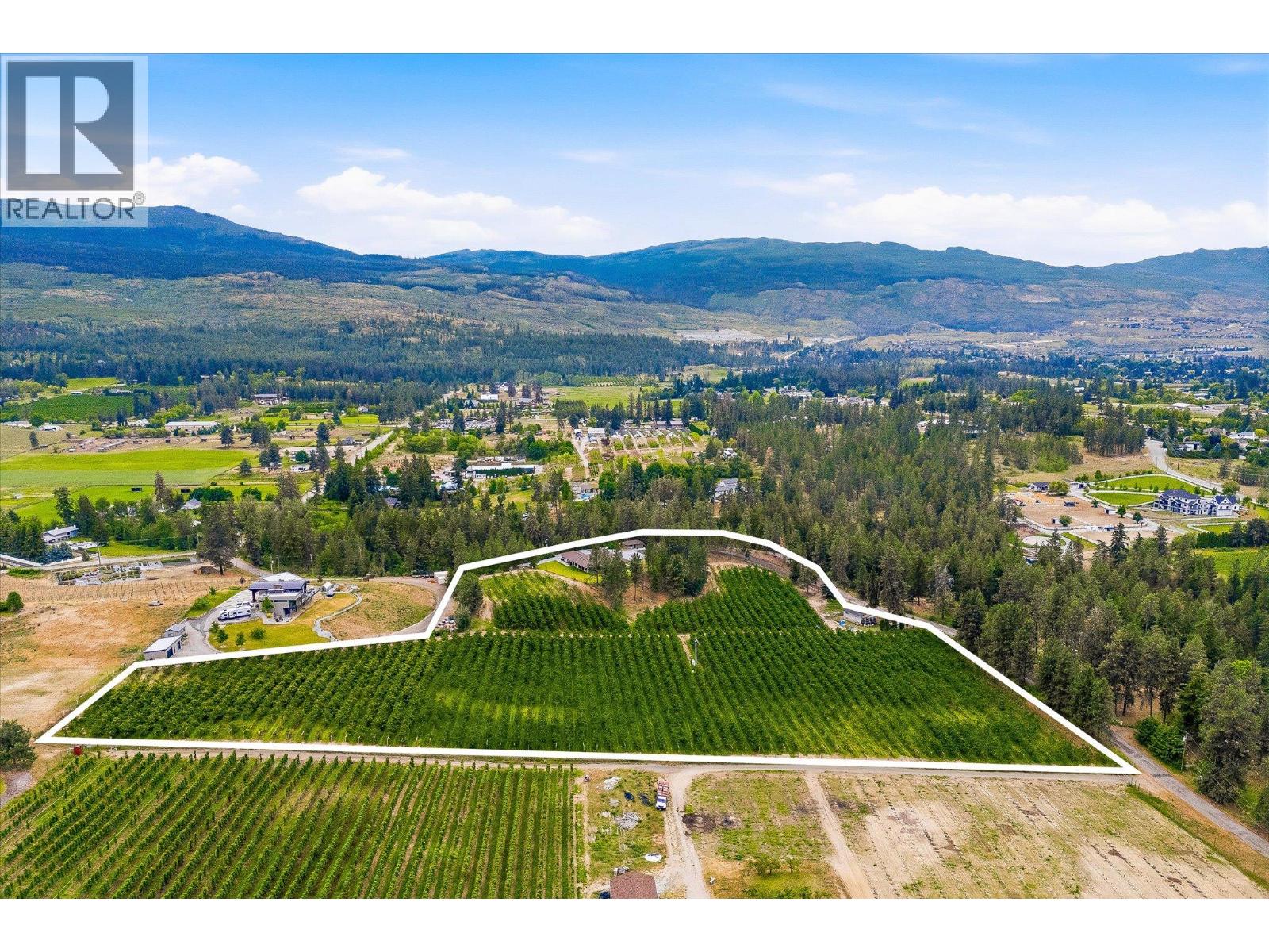 4235 Todd Road, Kelowna, British Columbia  V1W 4B8 - Photo 4 - 10389150