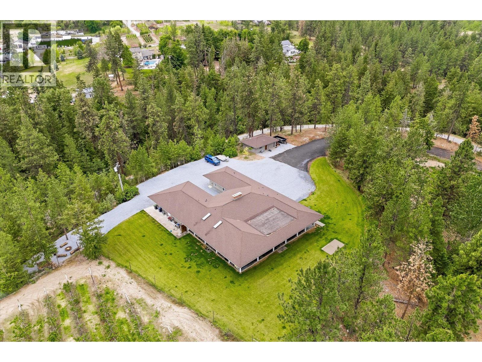 4235 Todd Road, Kelowna, British Columbia  V1W 4B8 - Photo 9 - 10389150