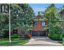 324 OAKRIDGE Court, Oakville, Ontario