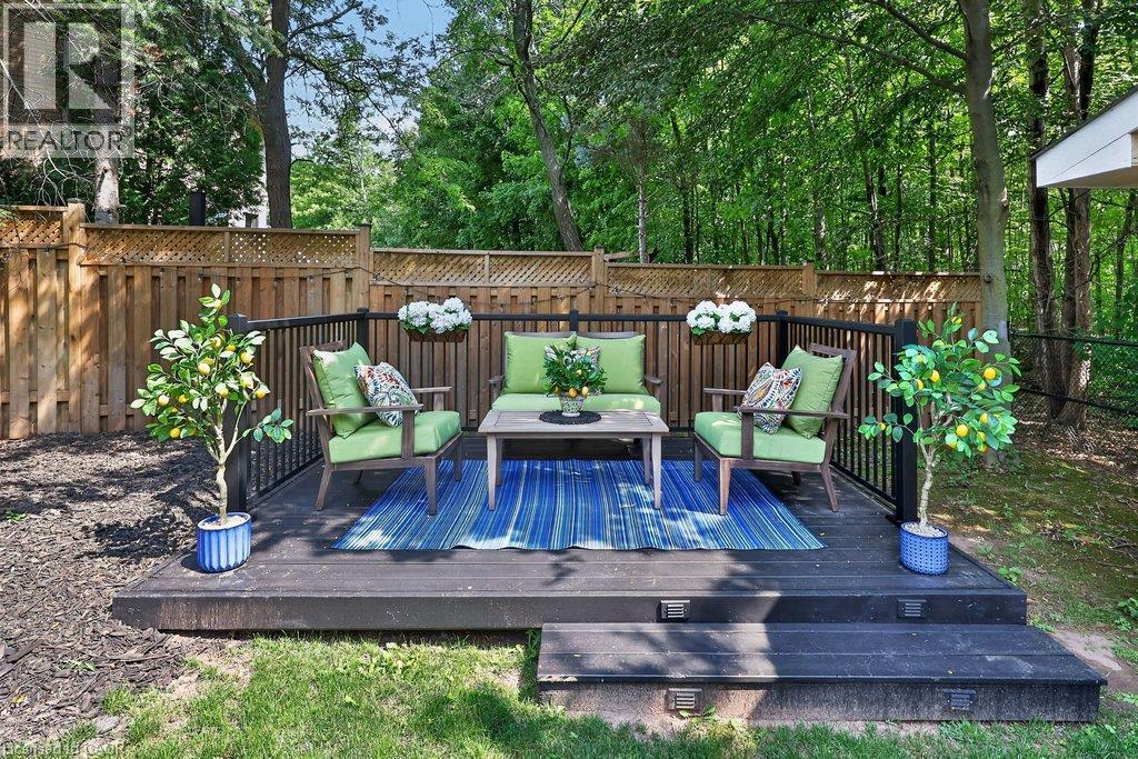324 Oakridge Court, Oakville, Ontario  L6H 5T9 - Photo 47 - 40855885