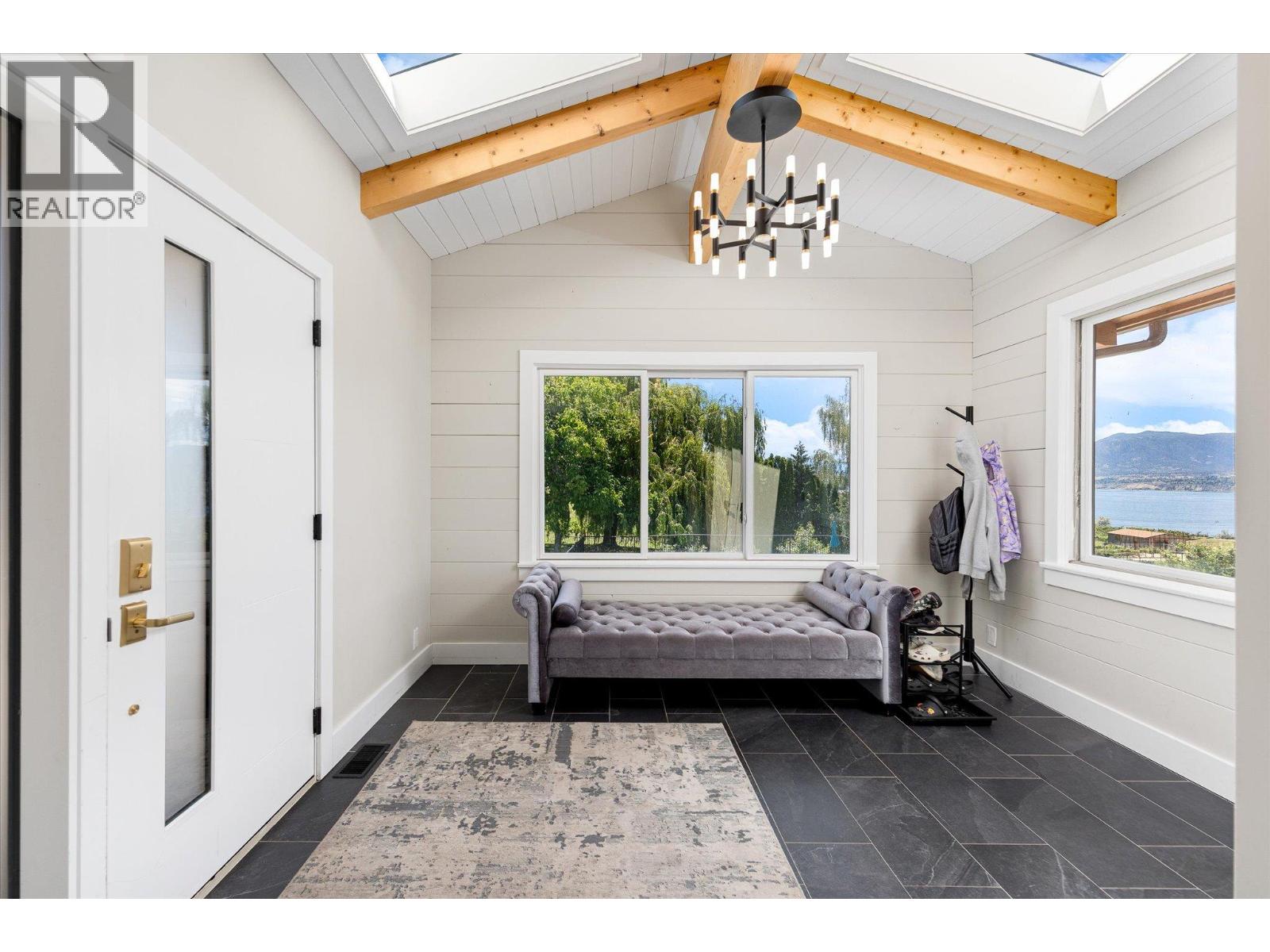 1055 Pearson Road, Penticton, British Columbia  V2A 8T9 - Photo 31 - 10390881